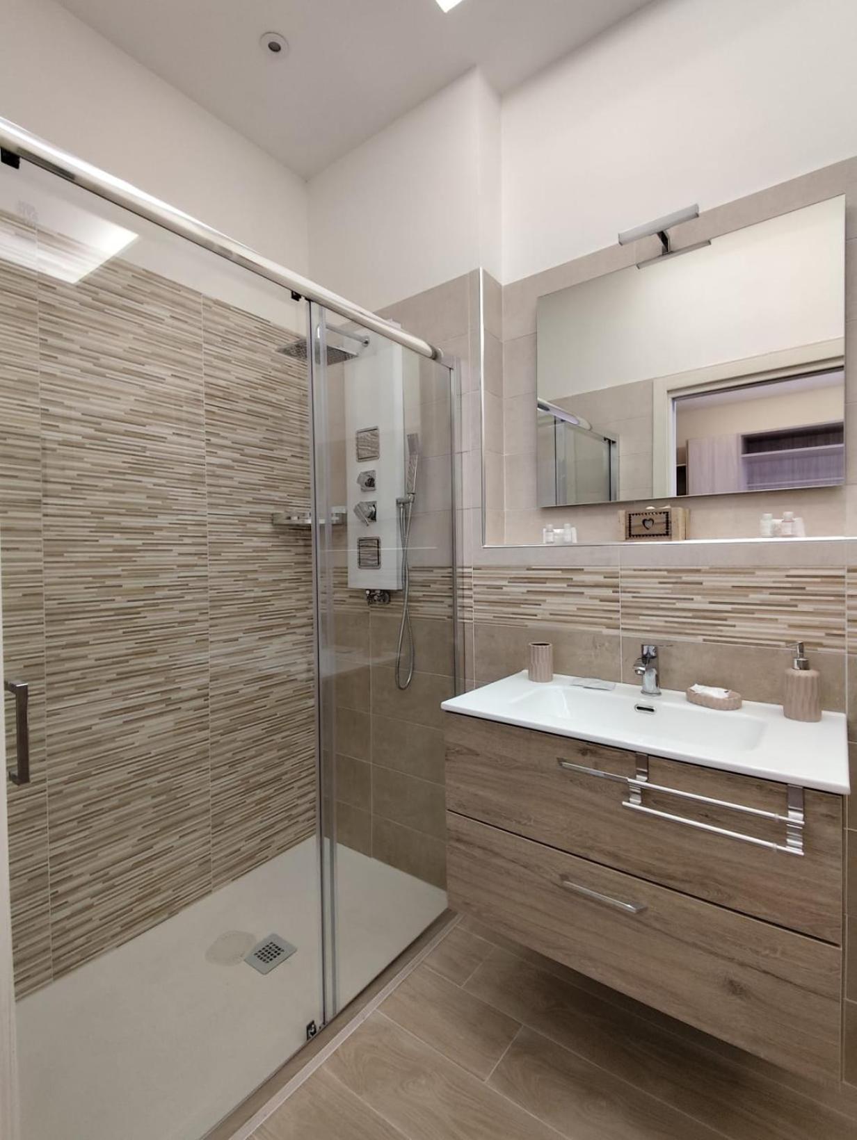 B&B Chapeau Casagiove Bagian luar foto