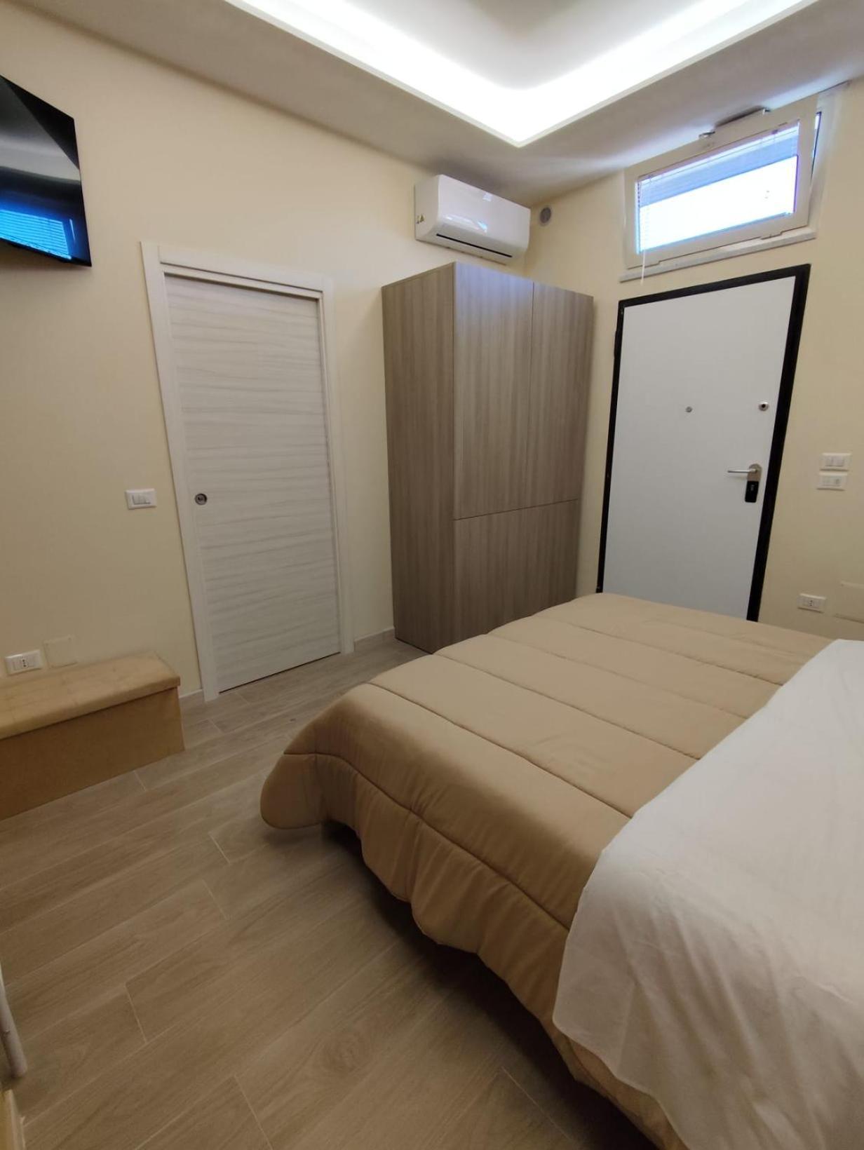 B&B Chapeau Casagiove Bagian luar foto