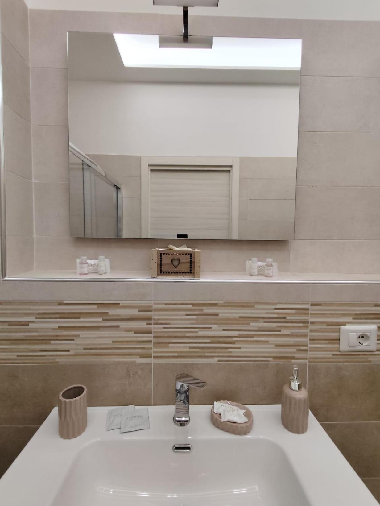 B&B Chapeau Casagiove Bagian luar foto