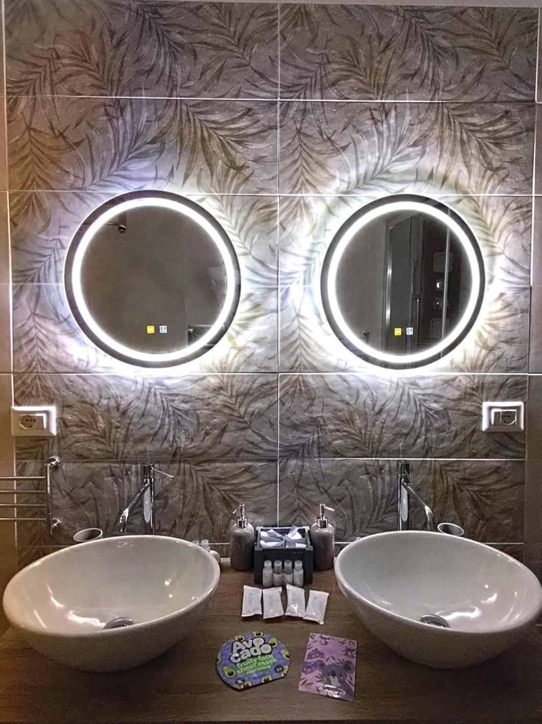 B&B Chapeau Casagiove Bagian luar foto